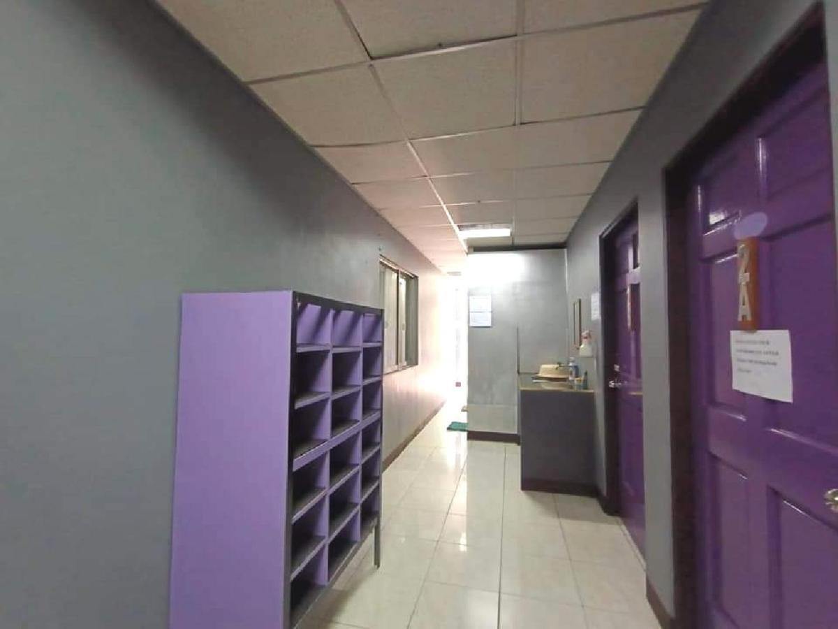 Manila Nomads Hostel Маніла Екстер'єр фото
